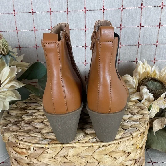 Aerosoles “Brandi” Wedge Bootie Sz 7.5 Brown Faux Leather Ankle Boots Comfy Boot - Picture 3 of 8